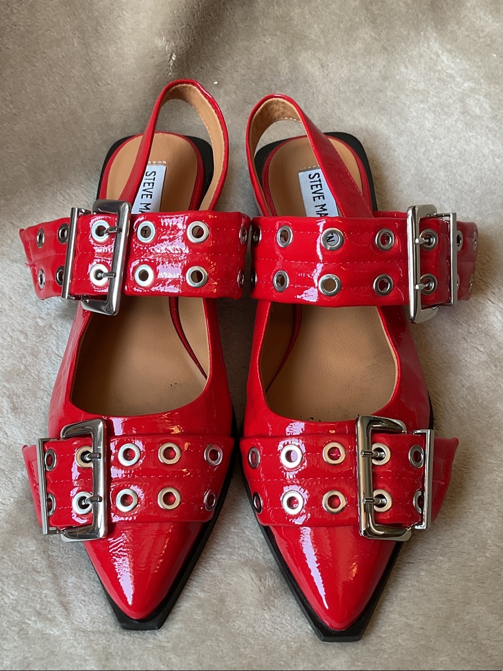 Steve Madden Red Patent Pointed Slingback Flats with Buckles Size 8